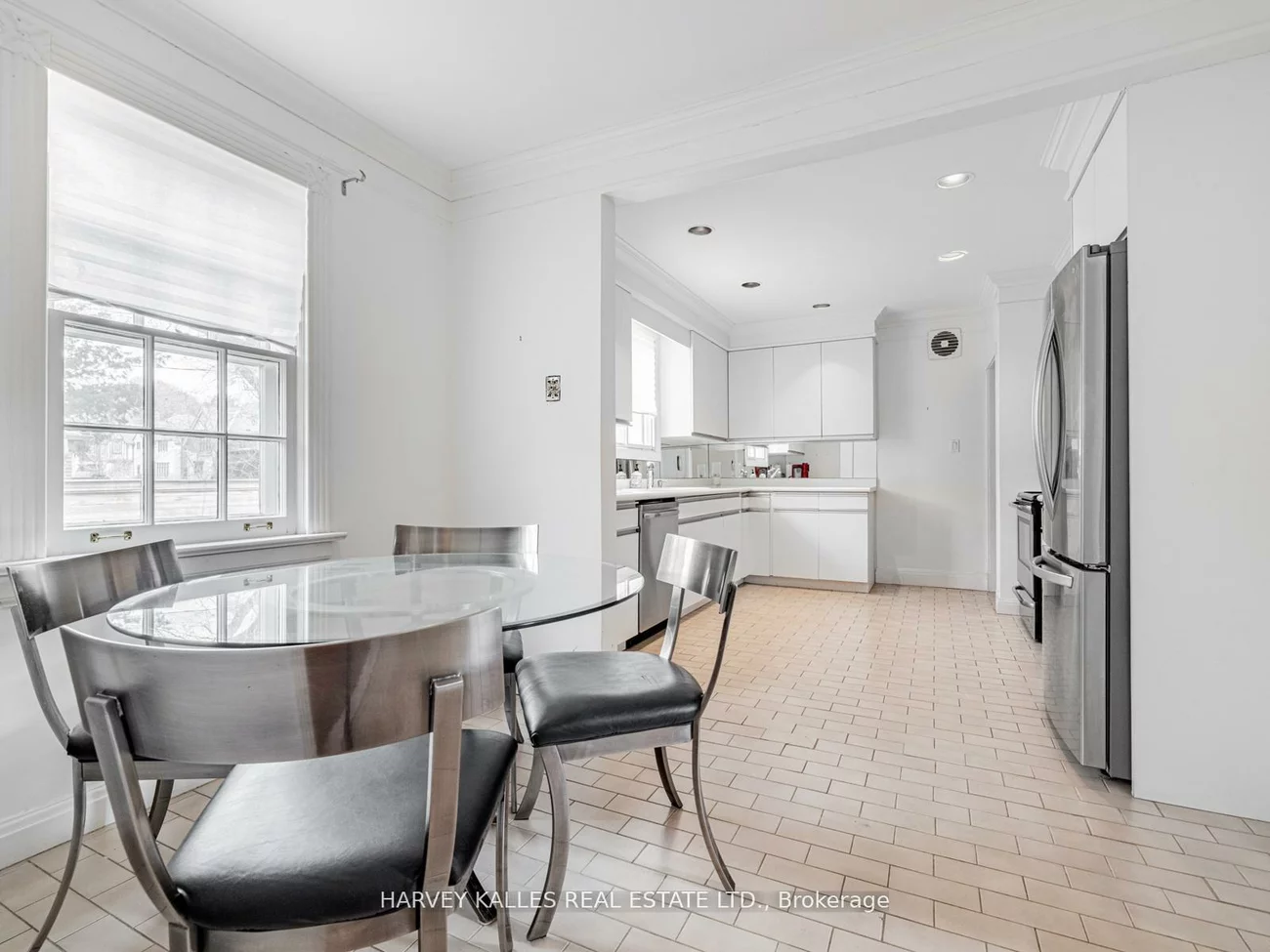 2, Silverwood, Forest Hill South, Toronto