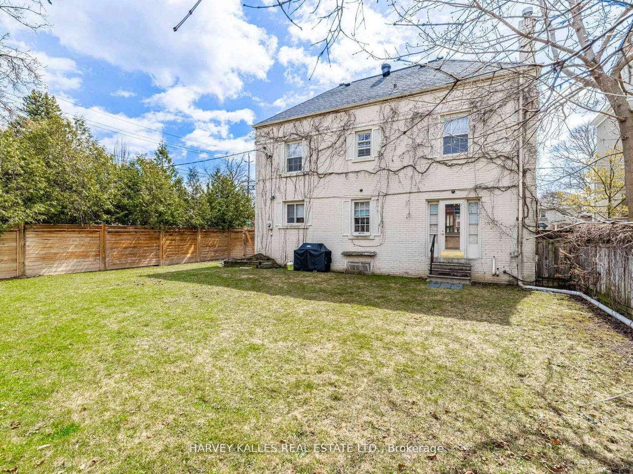 2, Silverwood, Forest Hill South, Toronto