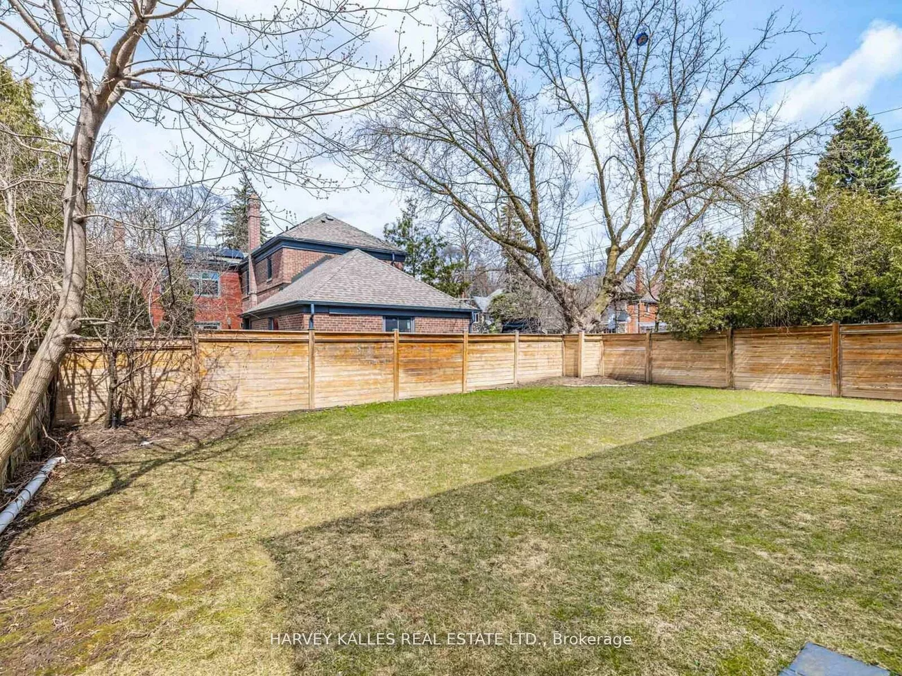 2, Silverwood, Forest Hill South, Toronto