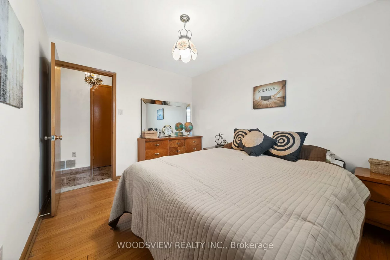 27, Bowhill, Pleasant View, Toronto