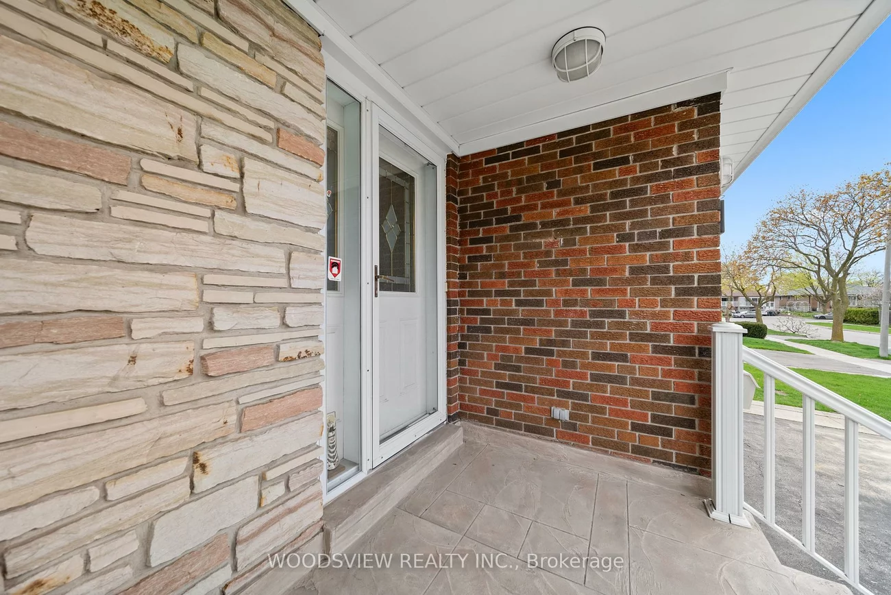 27, Bowhill, Pleasant View, Toronto