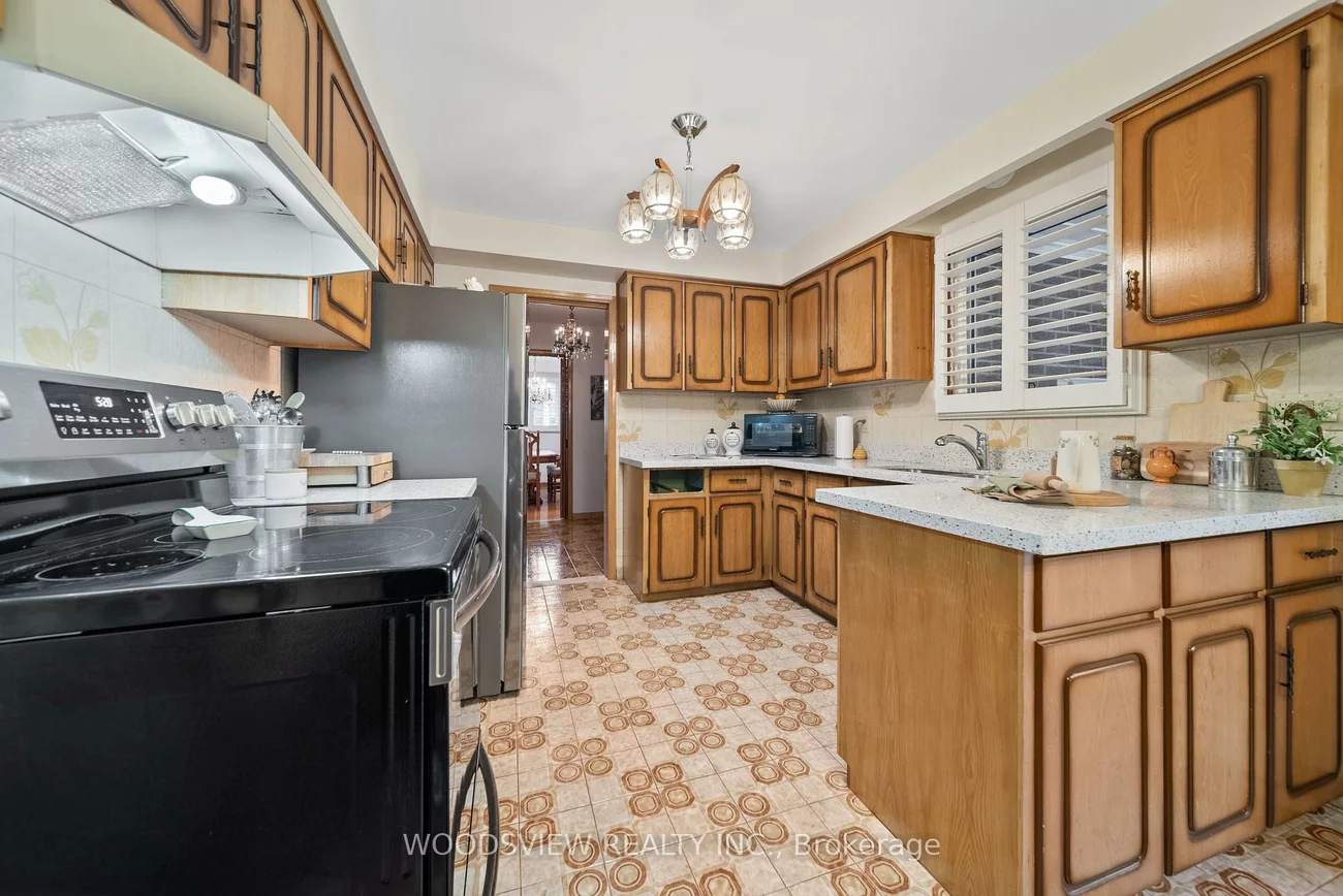 27, Bowhill, Pleasant View, Toronto