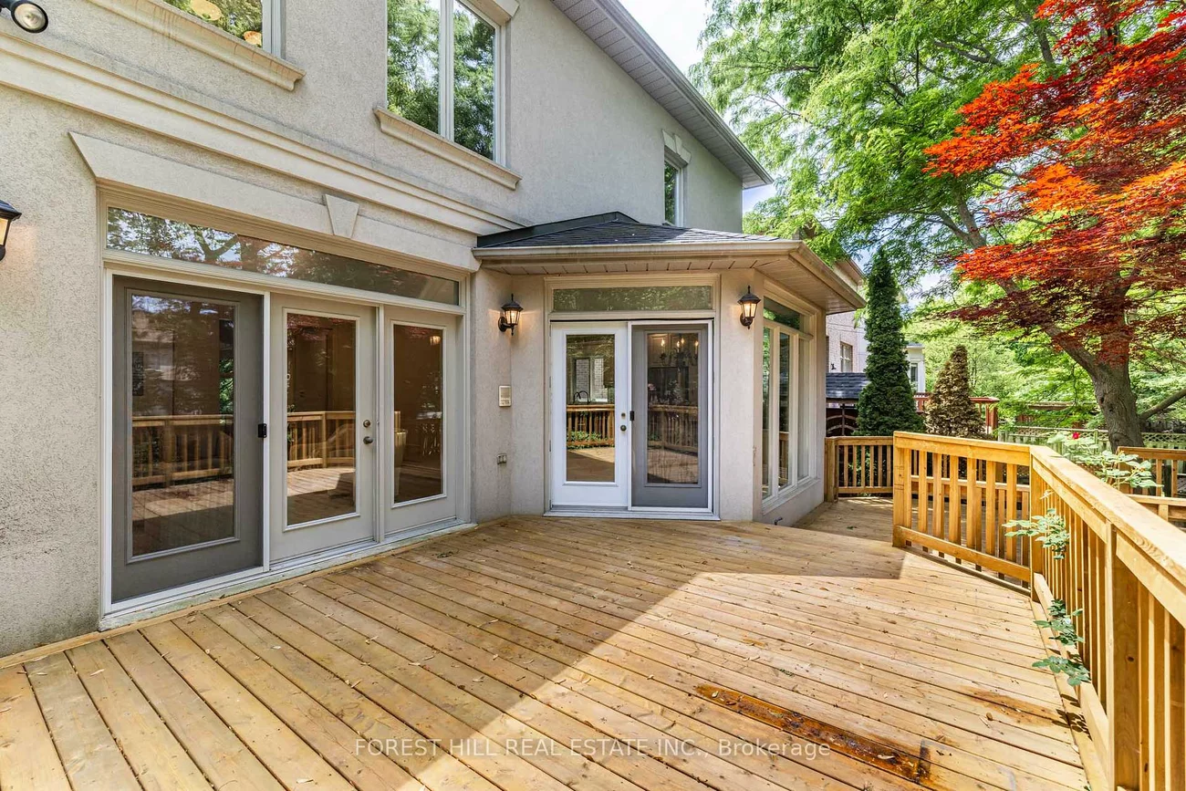 92, Munro, St. Andrew-Windfields, Toronto