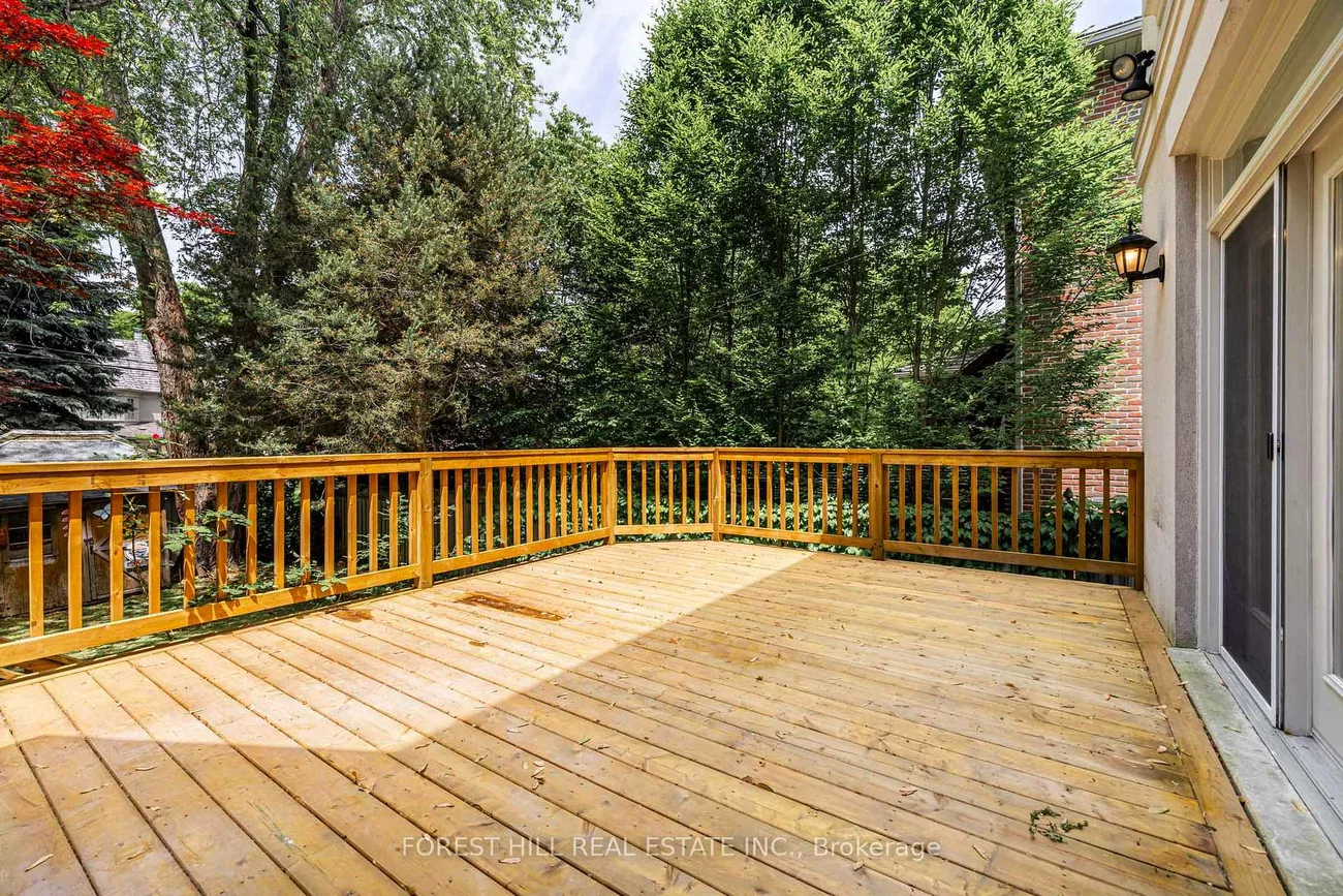 92, Munro, St. Andrew-Windfields, Toronto