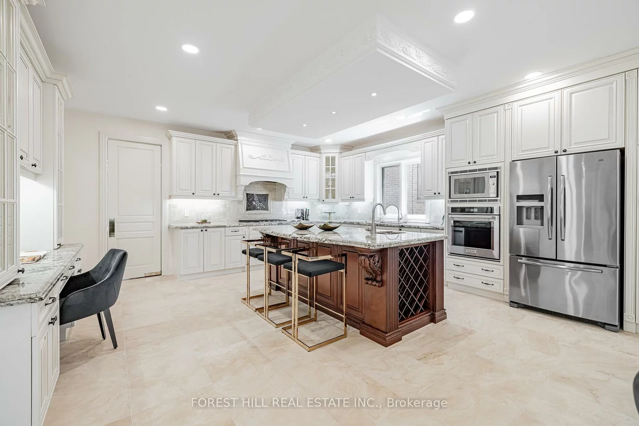 92, Munro, St. Andrew-Windfields, Toronto