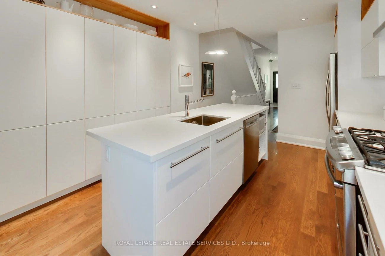 20, Margueretta, Dufferin Grove, Toronto