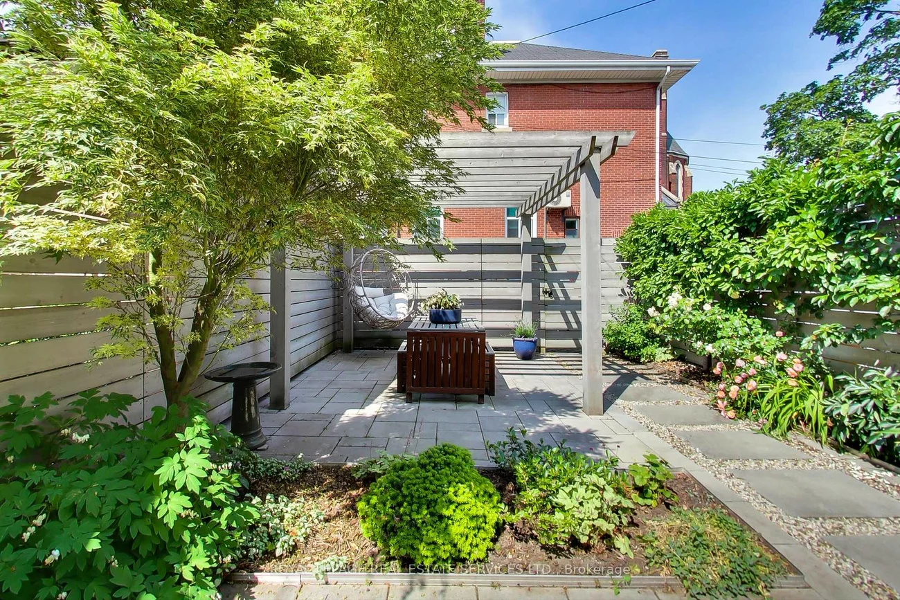 20, Margueretta, Dufferin Grove, Toronto