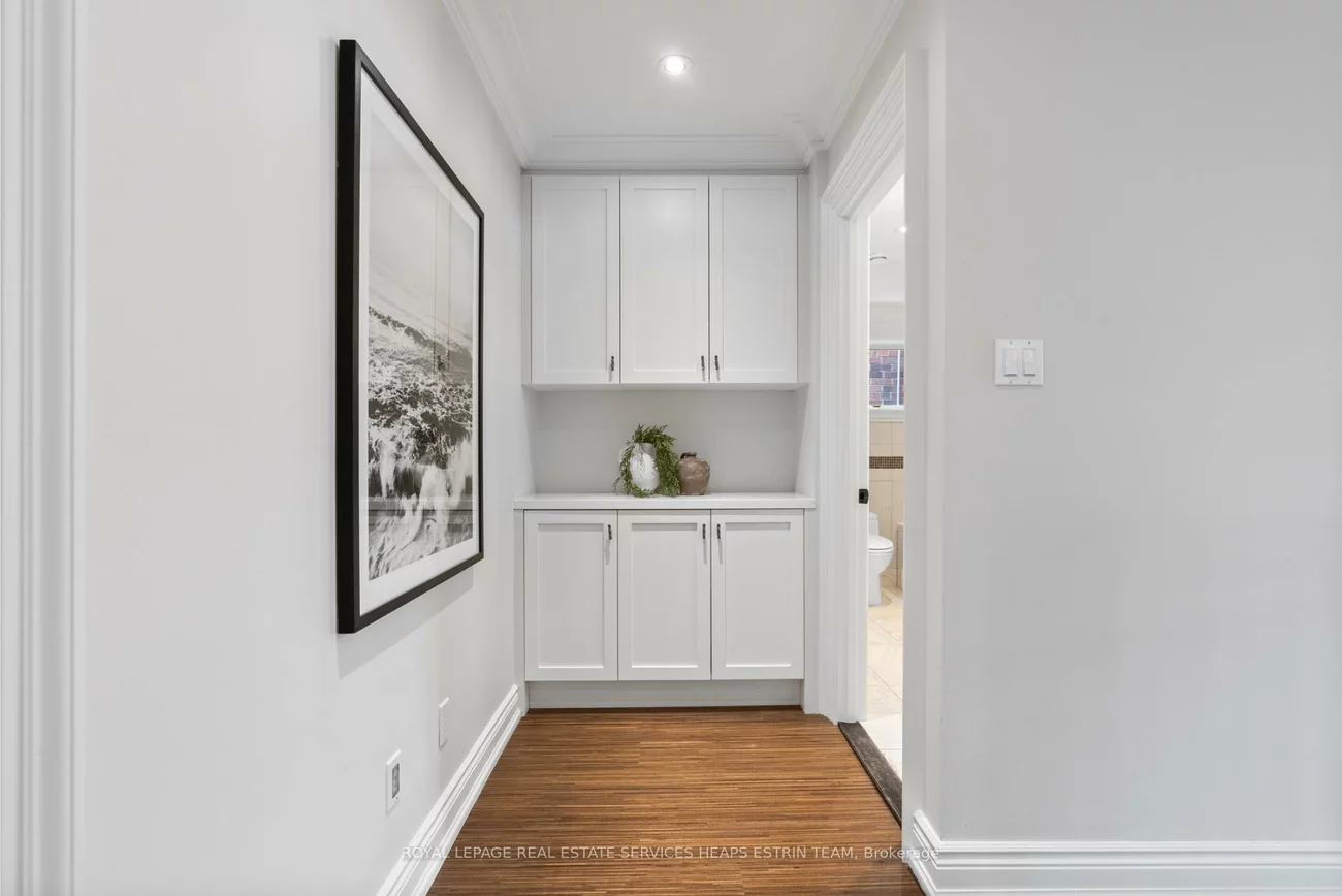 32, Parkhurst, Leaside, Toronto