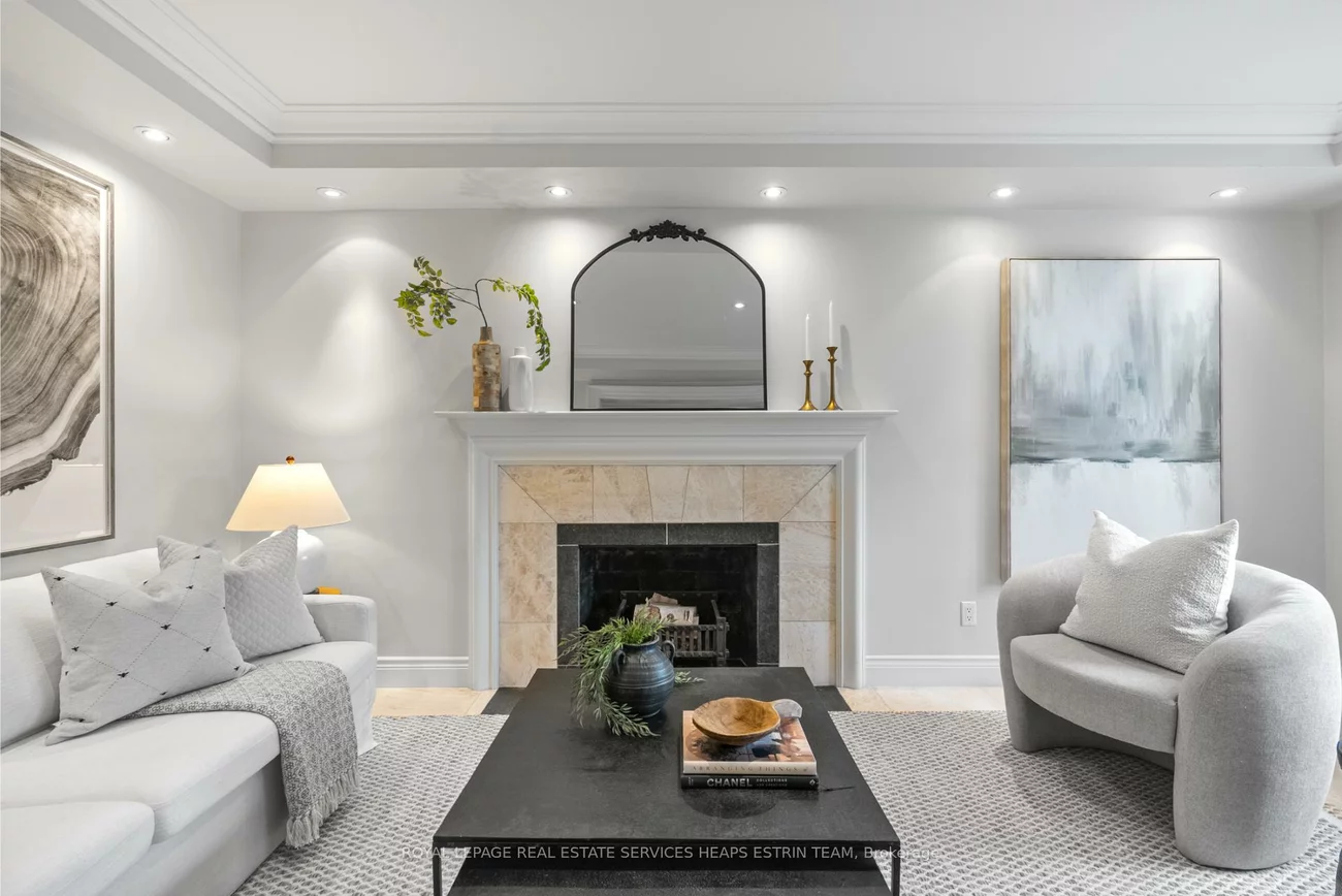 32, Parkhurst, Leaside, Toronto