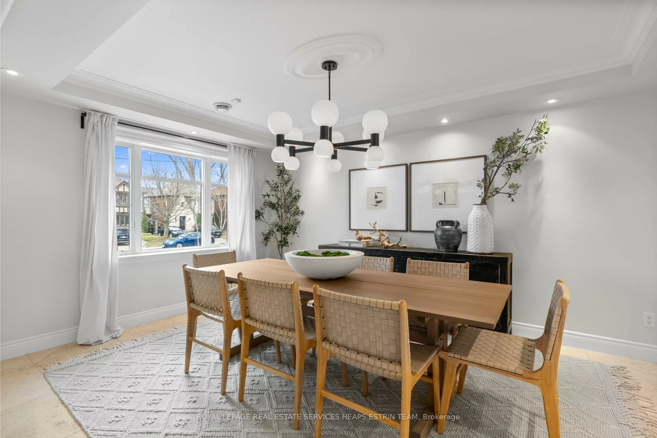 32, Parkhurst, Leaside, Toronto