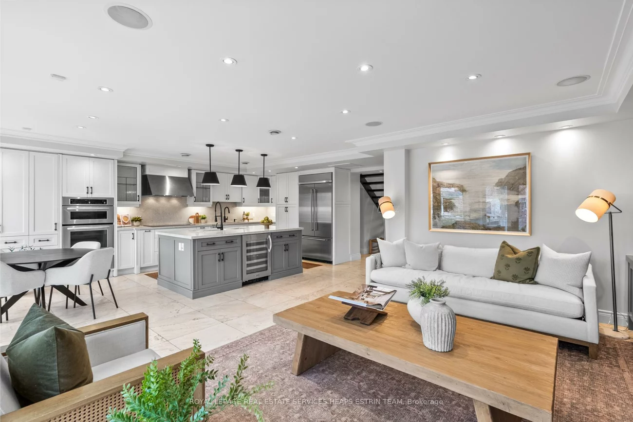 32, Parkhurst, Leaside, Toronto