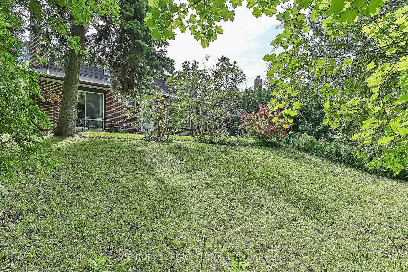 47, O'Shea, Don Valley Village, Toronto