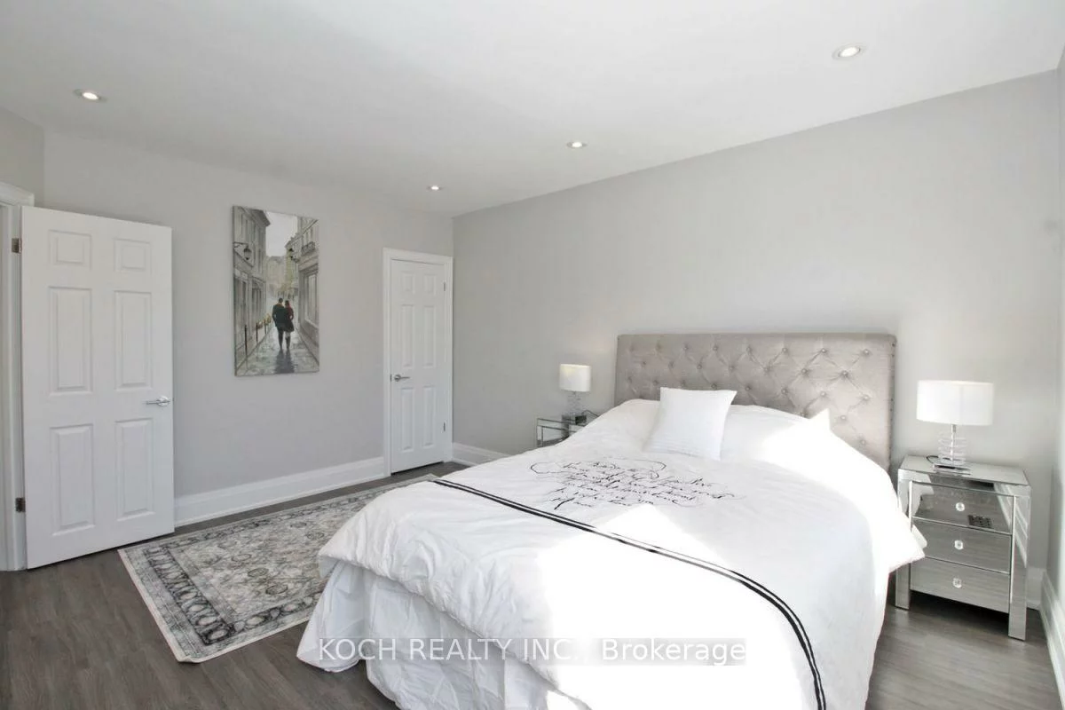 160, Donegall, Leaside, Toronto