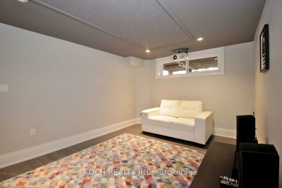 160, Donegall, Leaside, Toronto