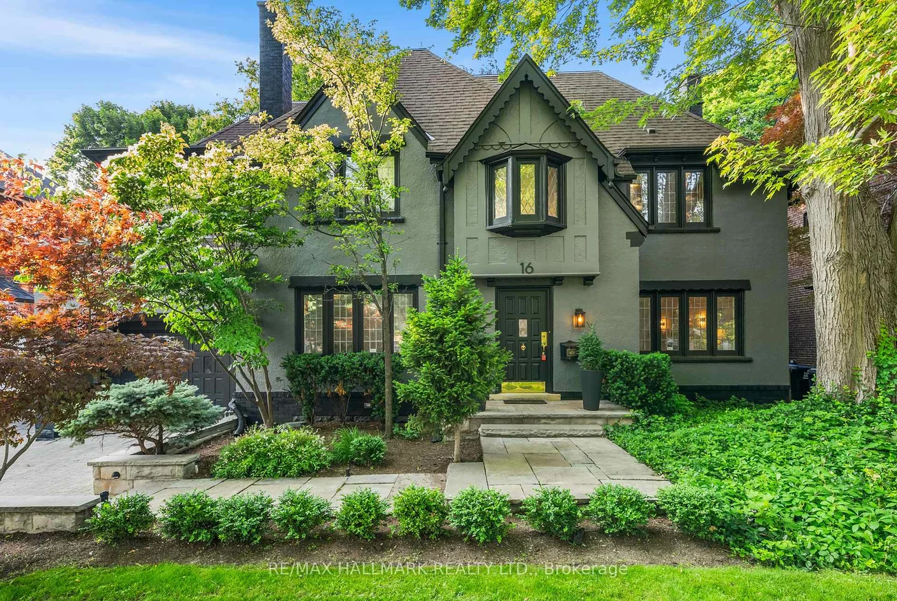 16, Elderwood, Forest Hill South, Toronto