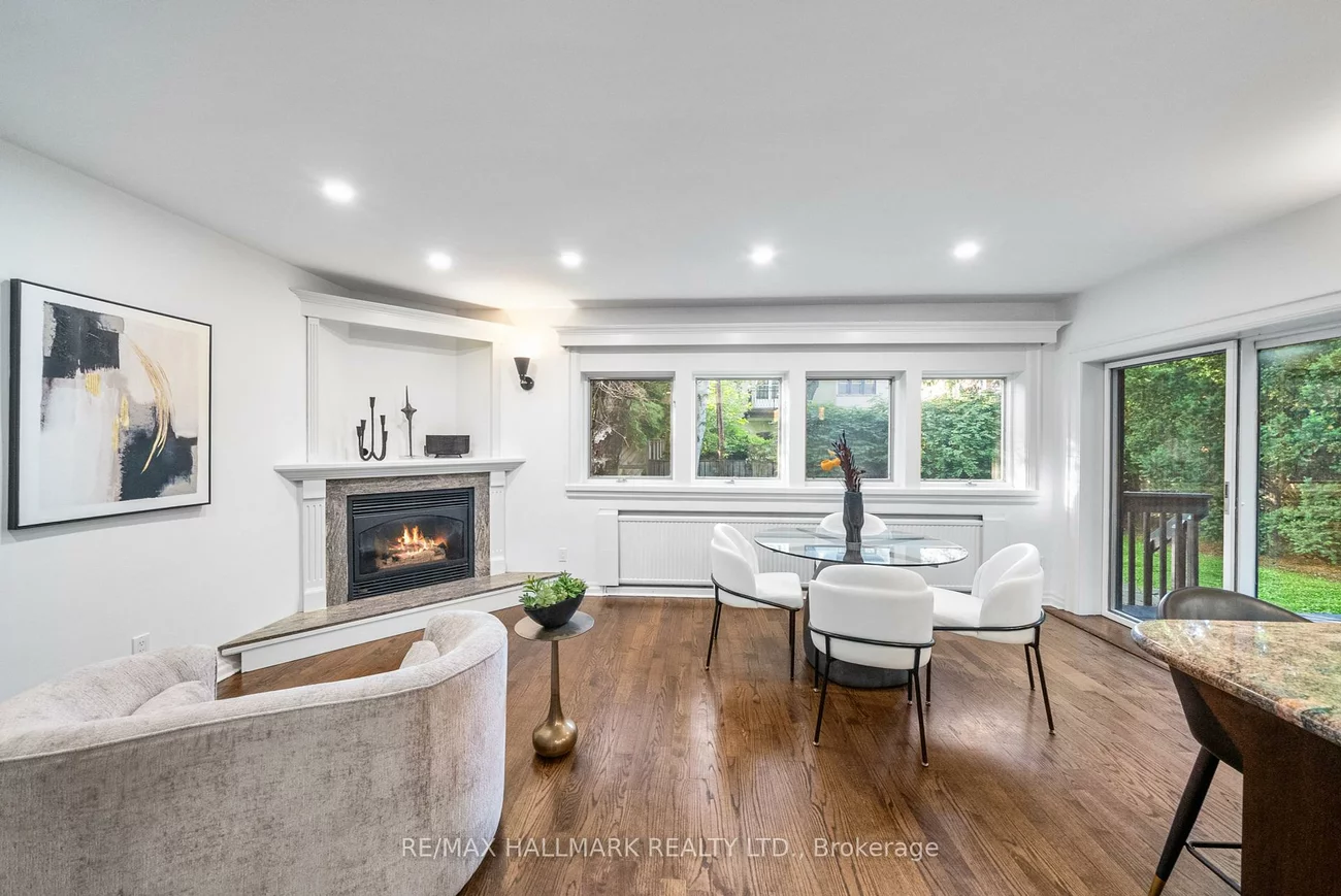 16, Elderwood, Forest Hill South, Toronto