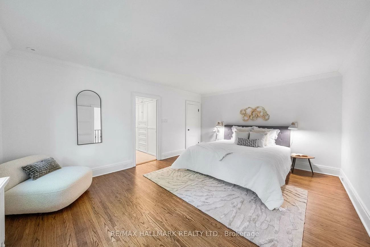 16, Elderwood, Forest Hill South, Toronto
