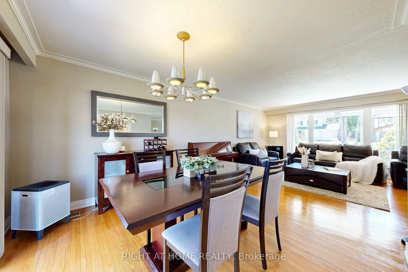 5, Robinter, Newtonbrook East, Toronto