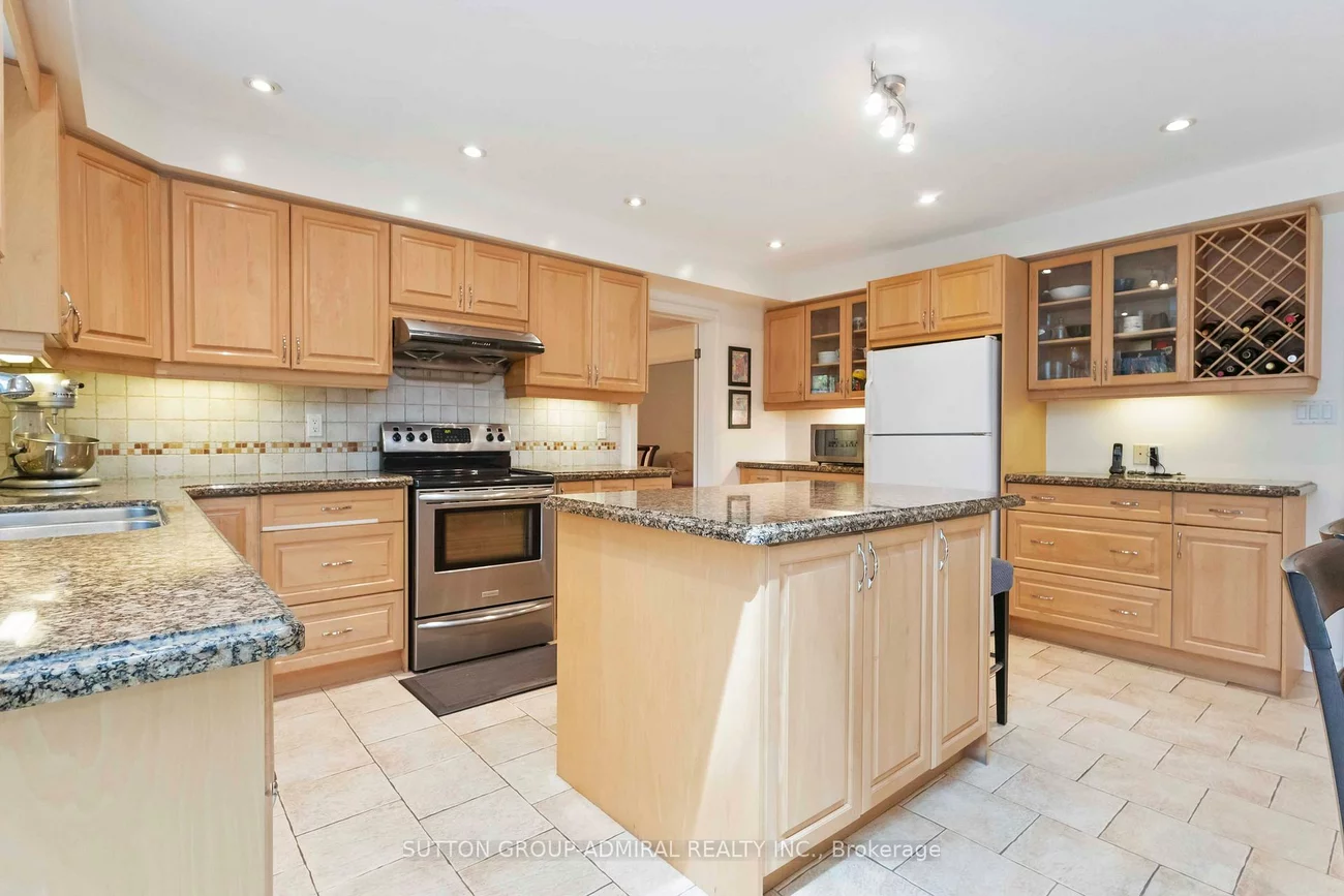 71, Farmstead, St. Andrew-Windfields, Toronto