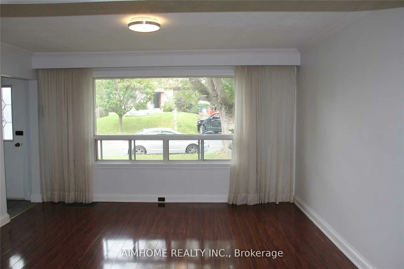 159, Alfred, Willowdale East, Toronto