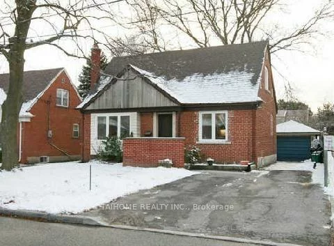 6, Vonda, Willowdale East, Toronto