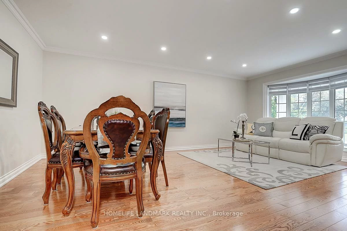 89, Whitehorn, Don Valley Village, Toronto
