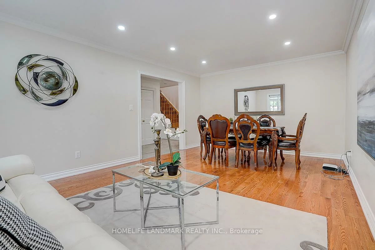 89, Whitehorn, Don Valley Village, Toronto