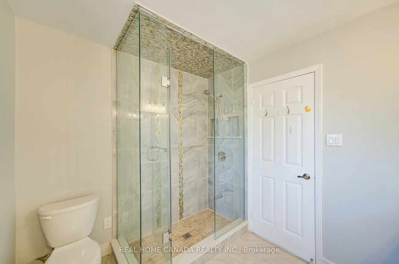 20, Saddletree, Bayview Woods-Steeles, Toronto