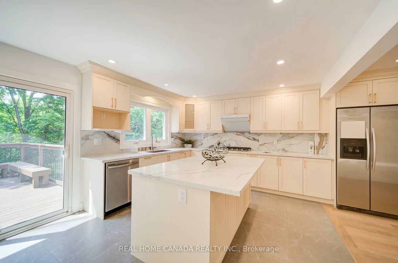20, Saddletree, Bayview Woods-Steeles, Toronto