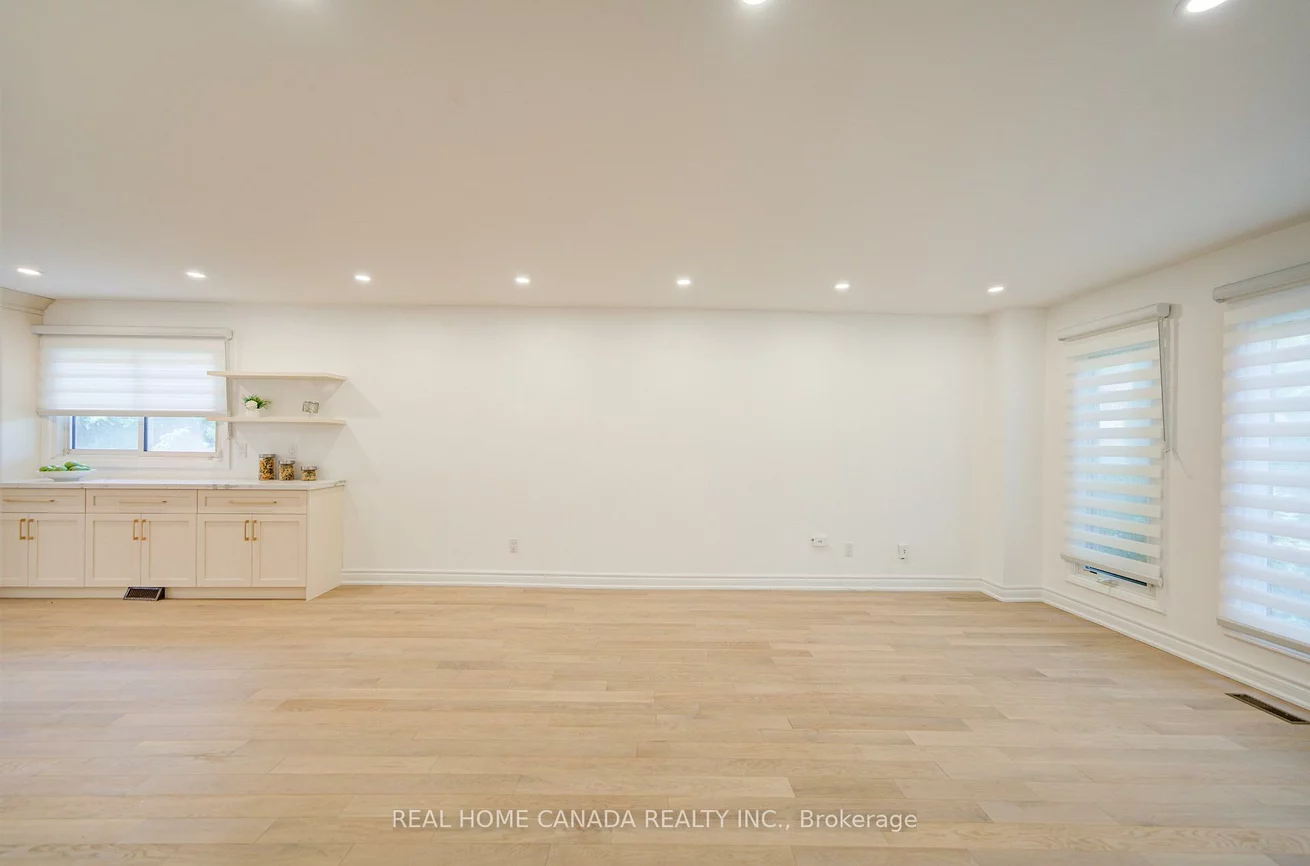 20, Saddletree, Bayview Woods-Steeles, Toronto