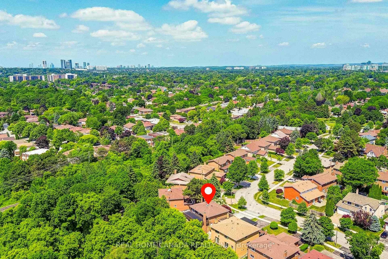 20, Saddletree, Bayview Woods-Steeles, Toronto
