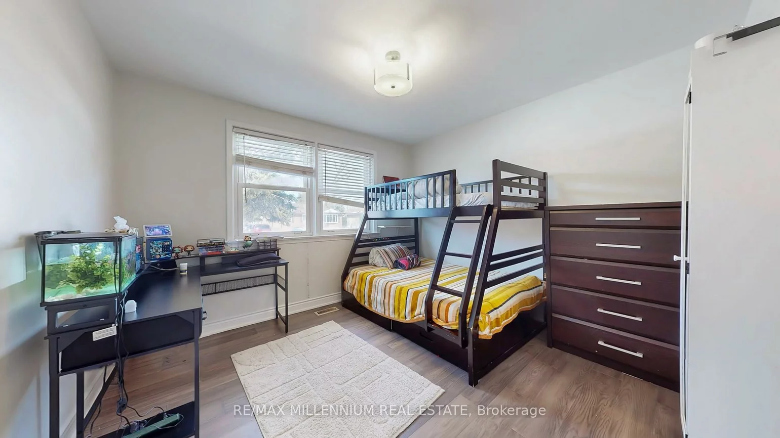 341, Moore Park, Newtonbrook West, Toronto