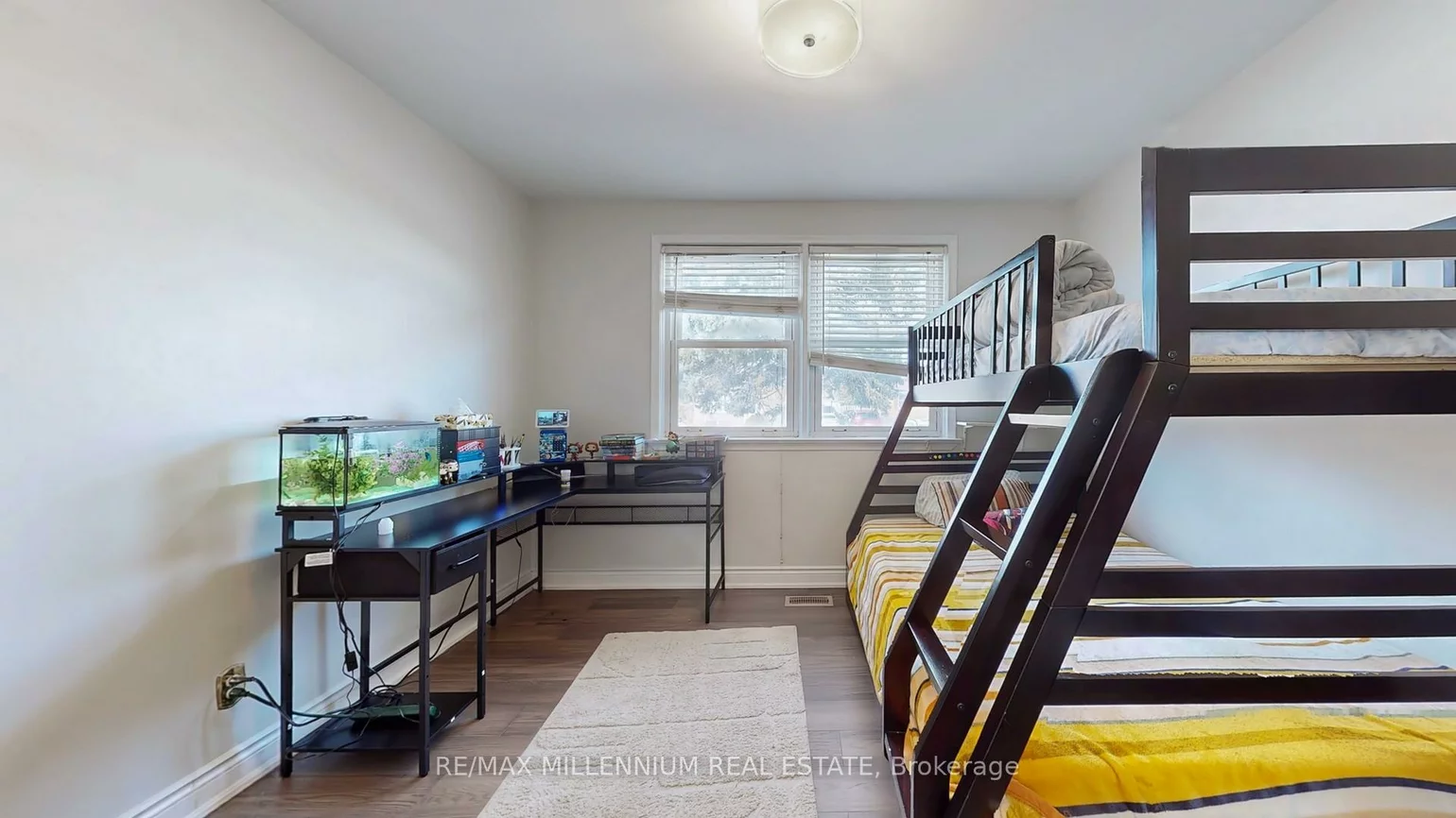341, Moore Park, Newtonbrook West, Toronto