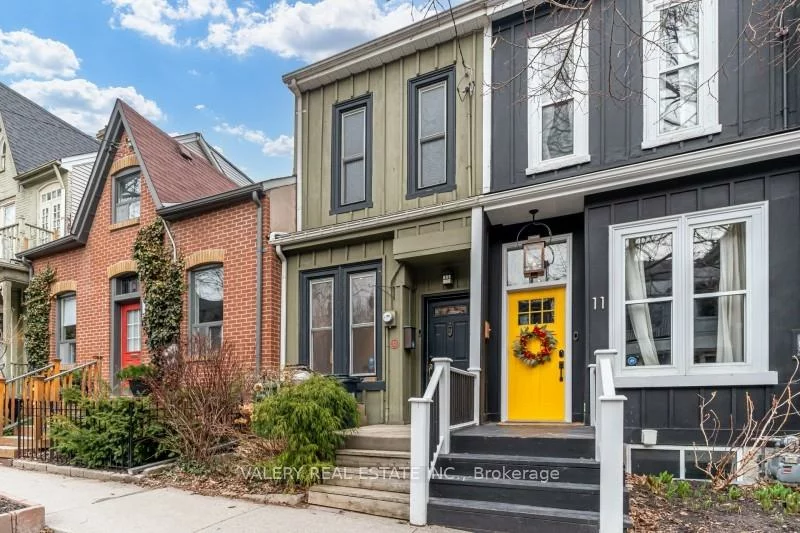 13, Sword, Cabbagetown-South St. James Town, Toronto