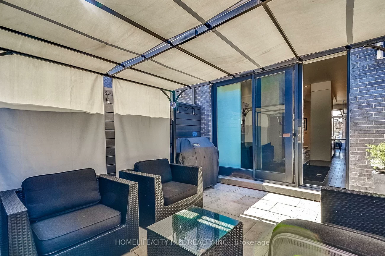 249, Claremont, Trinity-Bellwoods, Toronto