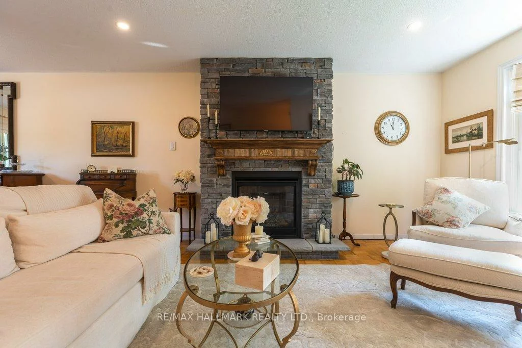 142, Aspenwood, Hillcrest Village, Toronto