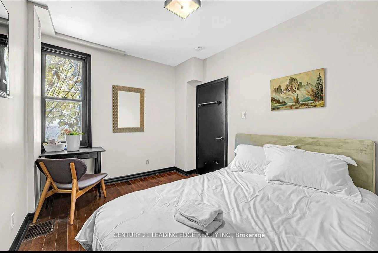 2, Monteith, Church-Yonge Corridor, Toronto