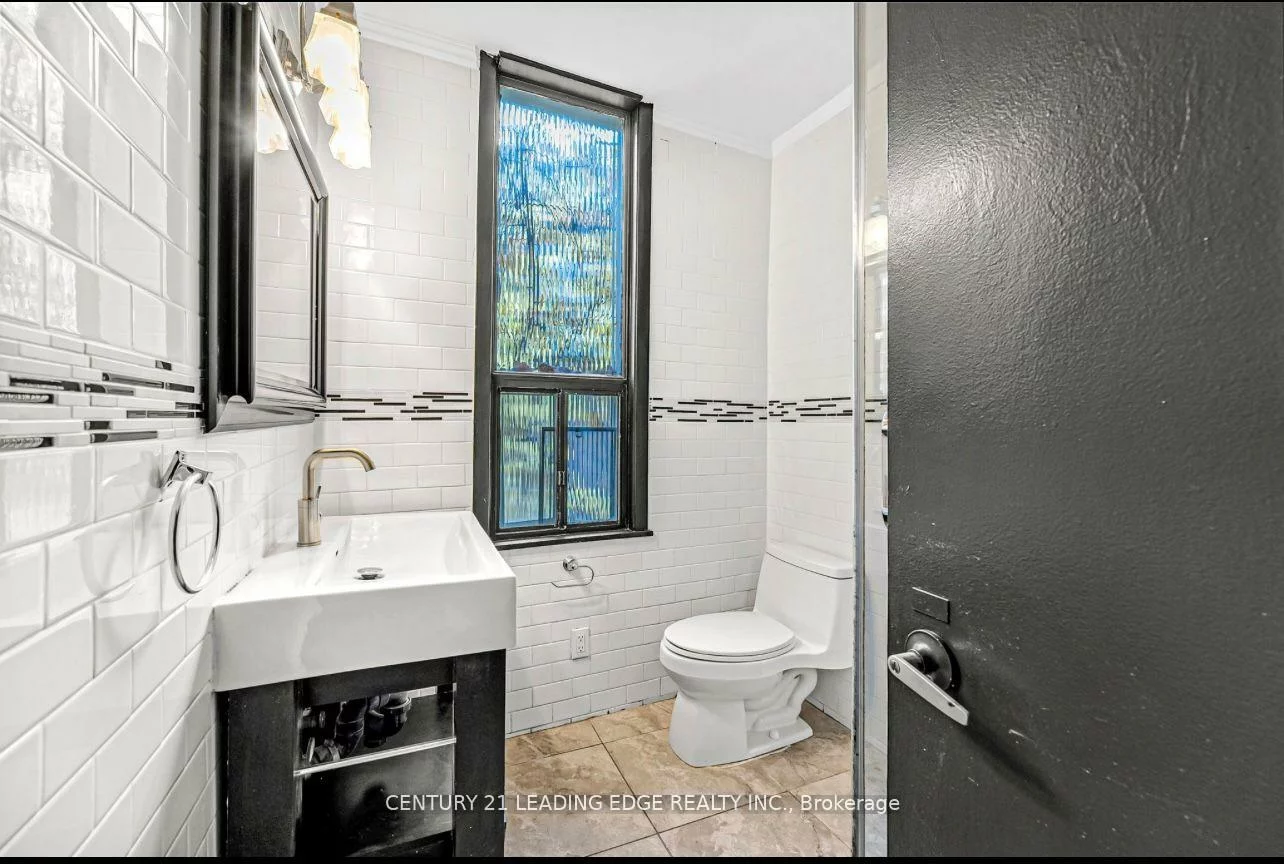 2, Monteith, Church-Yonge Corridor, Toronto