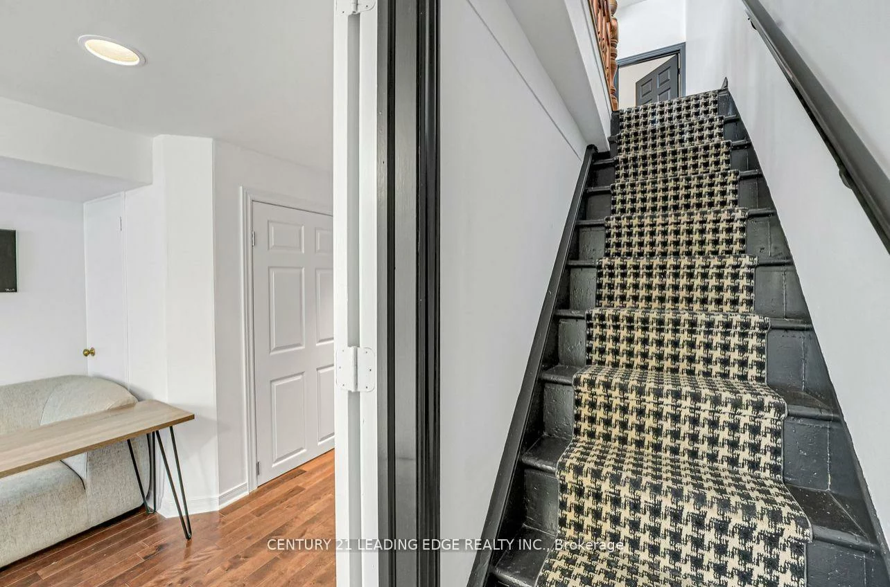 2, Monteith, Church-Yonge Corridor, Toronto
