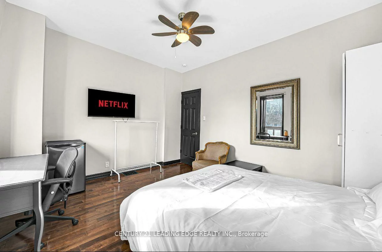 2, Monteith, Church-Yonge Corridor, Toronto