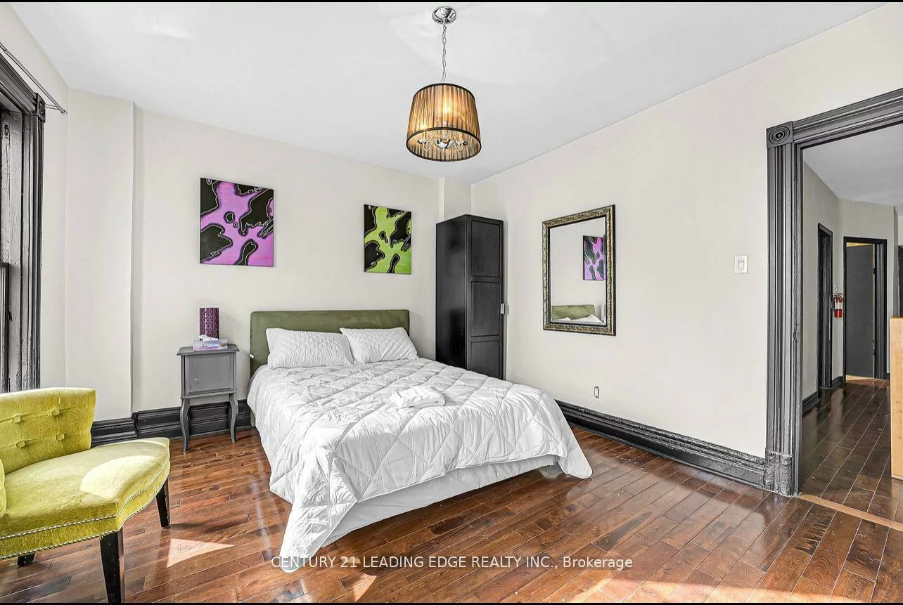 2, Monteith, Church-Yonge Corridor, Toronto