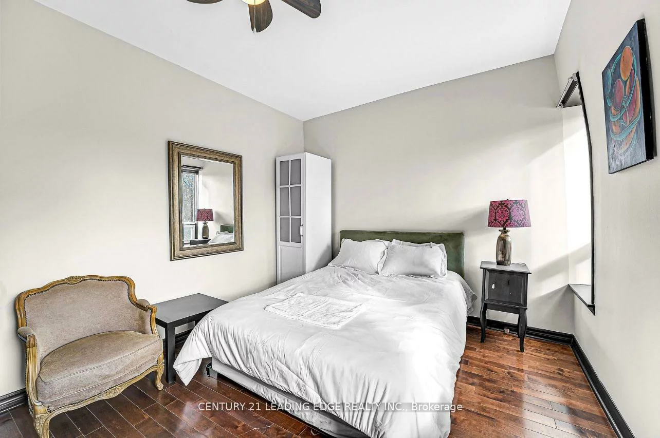 2, Monteith, Church-Yonge Corridor, Toronto