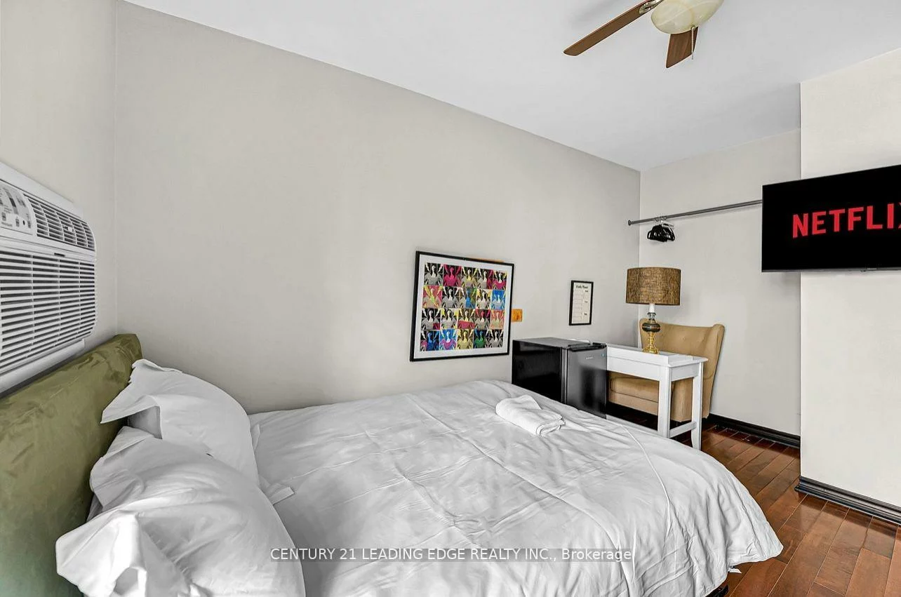 2, Monteith, Church-Yonge Corridor, Toronto