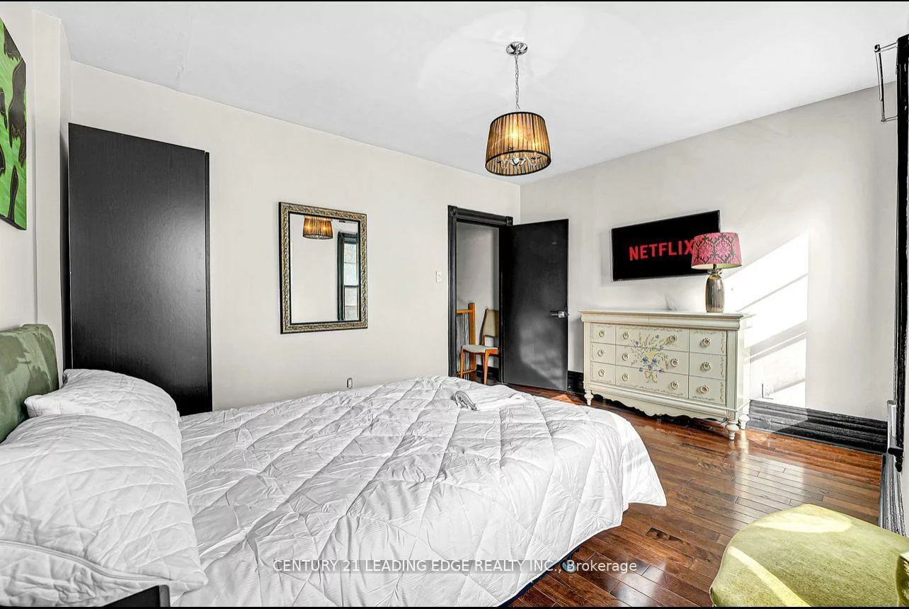 2, Monteith, Church-Yonge Corridor, Toronto