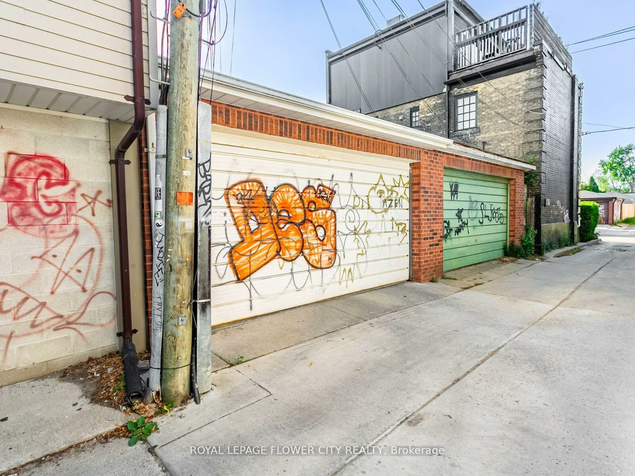 85, Gladstone, Little Portugal, Toronto
