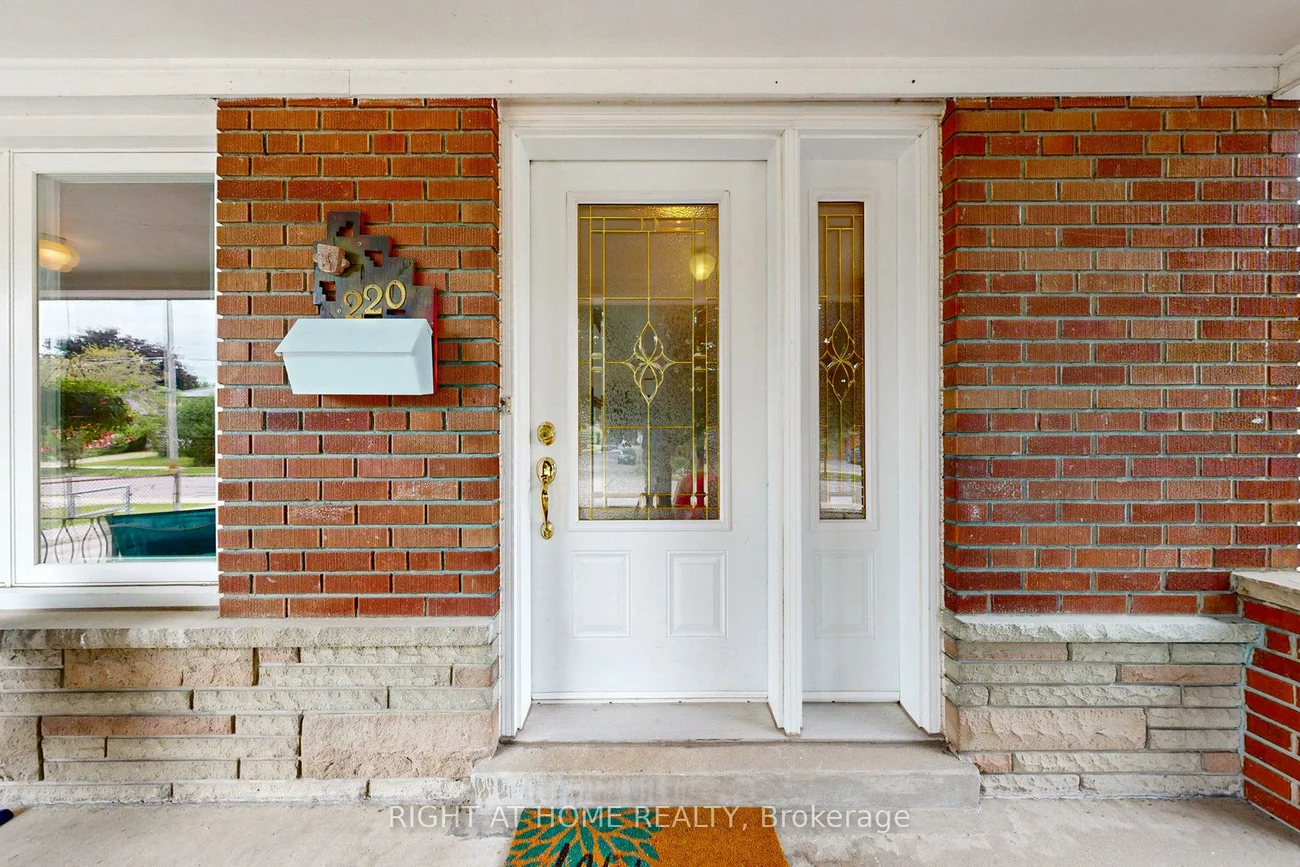 220, Homewood, Newtonbrook West, Toronto