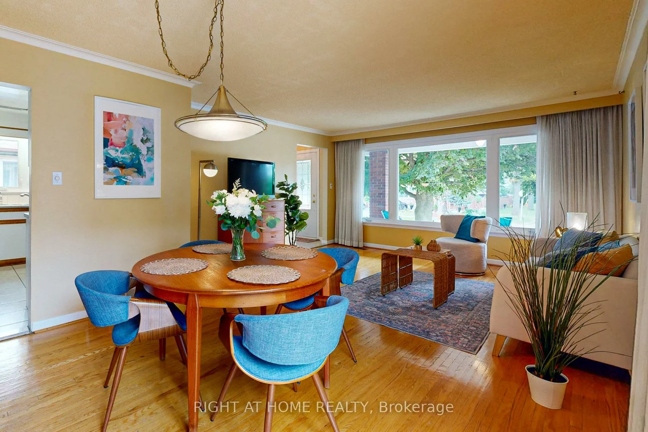 220, Homewood, Newtonbrook West, Toronto