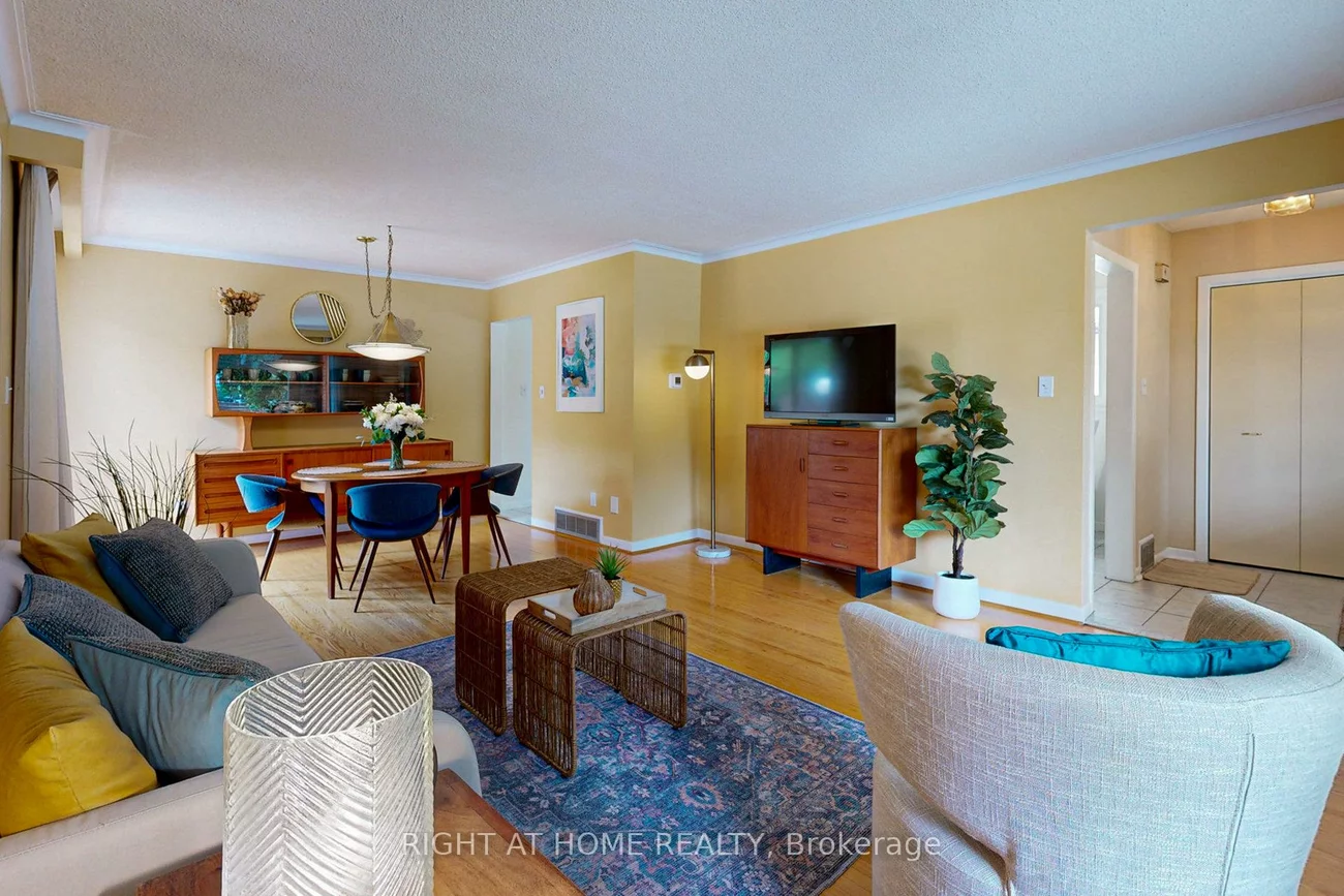 220, Homewood, Newtonbrook West, Toronto
