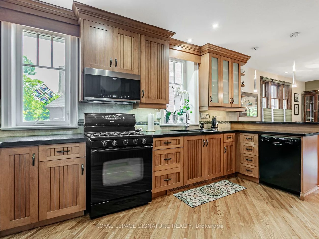 209, Arlington, Humewood-Cedarvale, Toronto