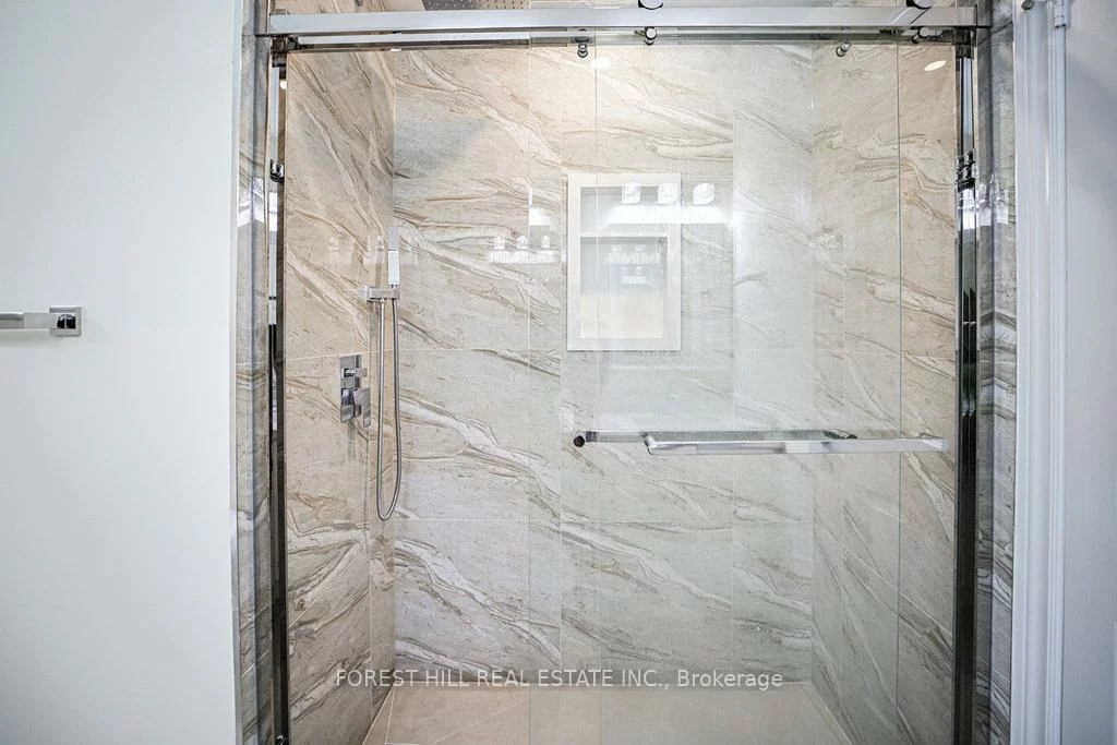162, Banbury, Banbury-Don Mills, Toronto